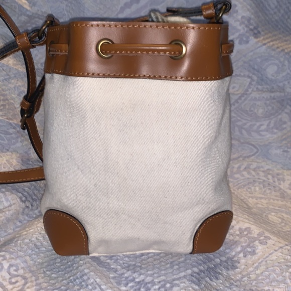 Urban Outfitters Canvas Bucket Crossbody bag - Picture 2 of 10